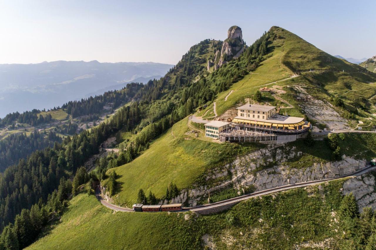 Berghotel Schynige Platte Wilderswil Bagian luar foto